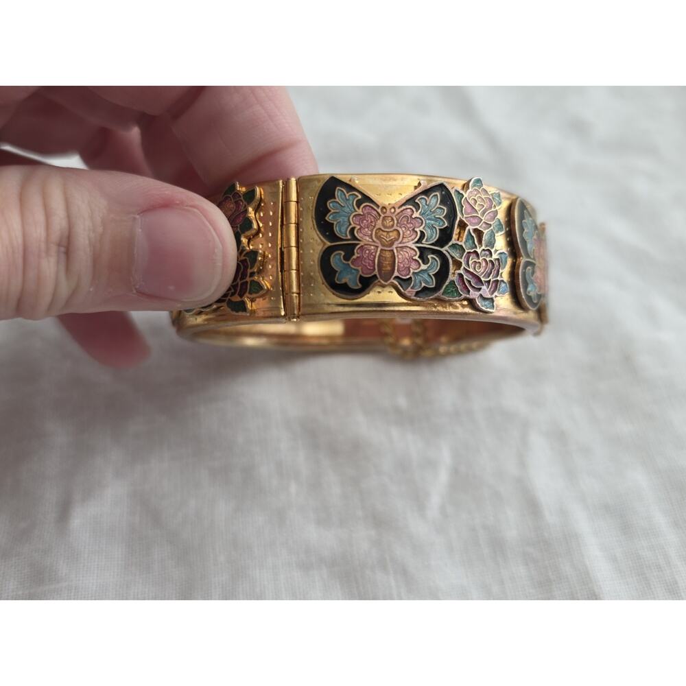 Gold Tone Hinged Bangle Bracelet With Cloisonné Butterflies & Safety Chain - Picture 6 of 12